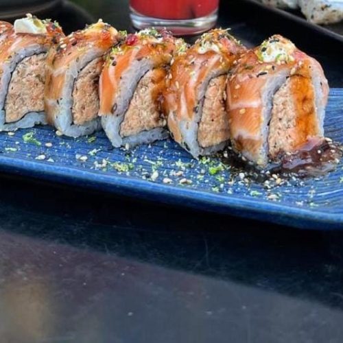 ura salmão grelhado